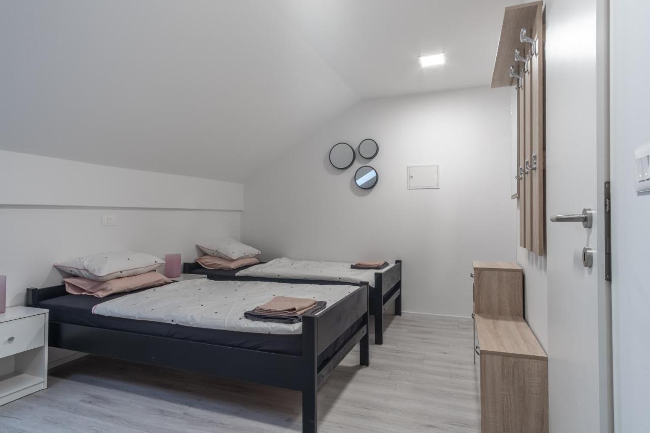 Apartments Park Vodice - Ljubljana, Krvavec Ngoại thất bức ảnh